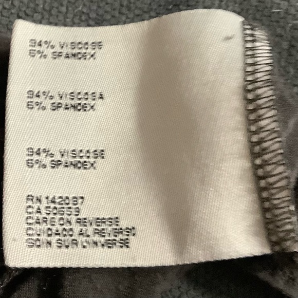 L/XL zippered grey sweater - Picture 4 of 4